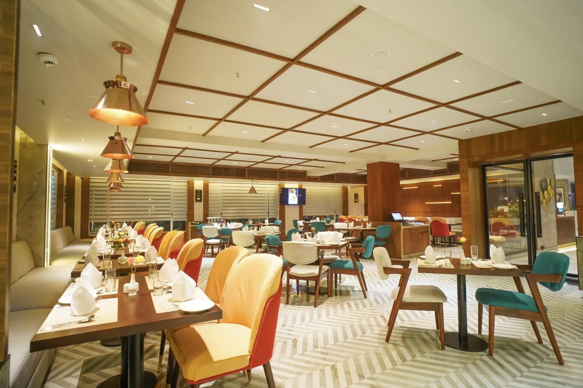 Ishaan Sarovar Portico Deoghar Exterior photo